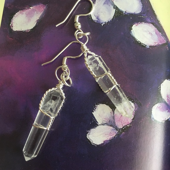 Quartz Crystal Earrings ✨🔮 - Picture 3 of 3